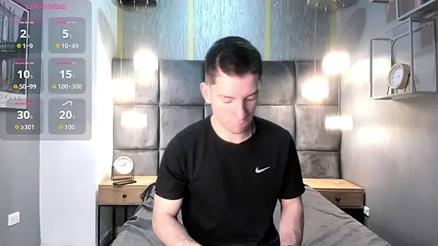 HunterHeat  online show from December 3, 11:53 am