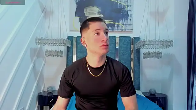 HunterHeat  online show from December 5, 11:42 am