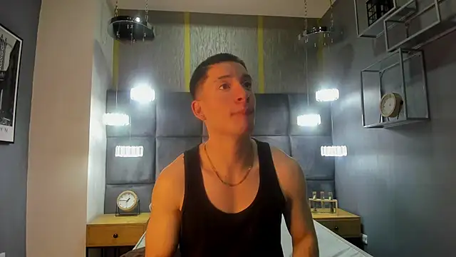 HunterHeat  online show from November 23, 12:04 pm