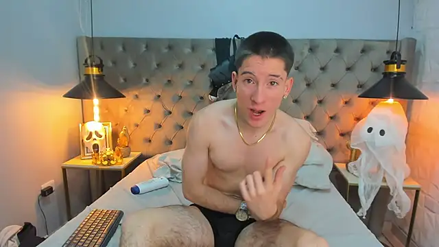 HunterHeat  online show from October 4, 8:10 pm