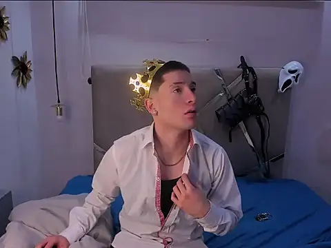 HunterHeat  online show from October 10, 11:44 am