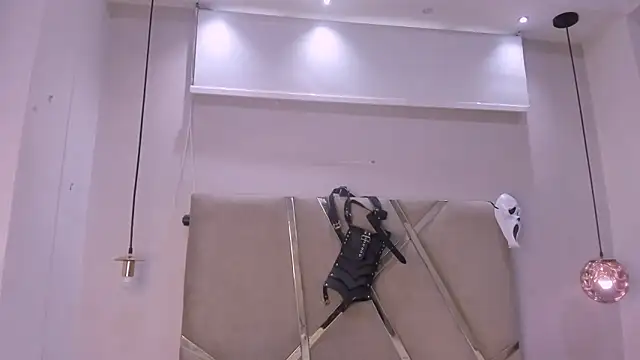 HunterHeat  online show from October 22, 11:42 am