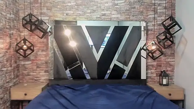 HunterHeat  online show from December 4, 12:15 pm