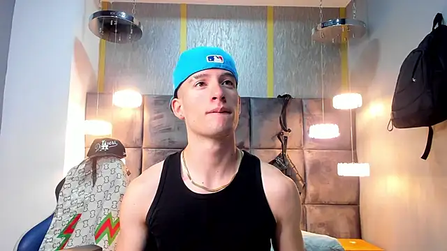 HunterHeat  online show from March 16, 12:09 pm