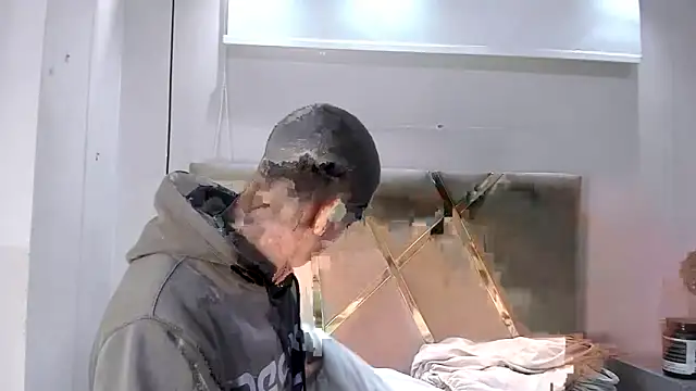 HunterHeat  online show from October 31, 1:08 pm