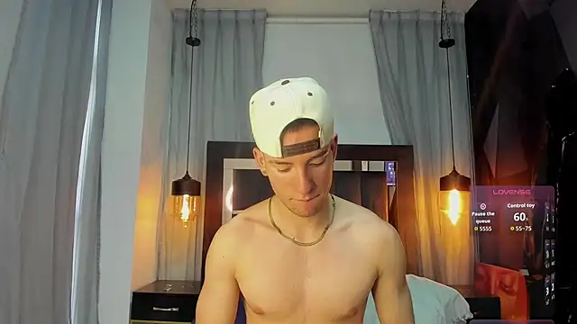 HunterHeat  online show from December 20, 11:35 am