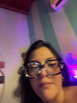 alilith online show from February 3, 6:46 pm