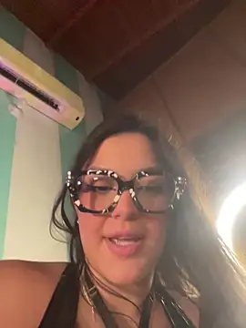 Snapshot of alilith chatting on June 14, 6:53 pm alilith online show from June 14, 6:53 pm