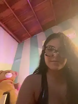 alilith online show from February 11, 7:36 pm