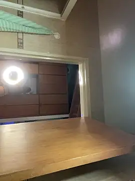 alilith online show from December 20, 1:47 pm