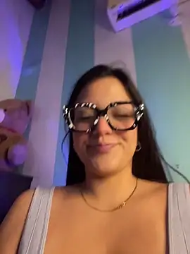 alilith online show from February 17, 8:17 pm