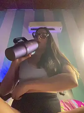 alilith online show from March 2, 8:16 pm