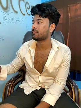 Snapshot of MeekBatgirl chatting on November 16, 5:12 am MeekBatgirl online show from November 16, 5:12 am