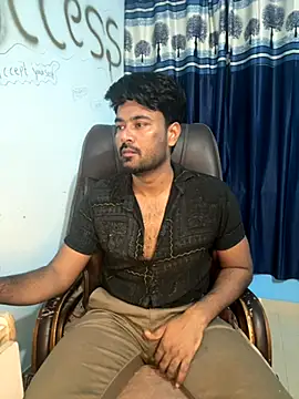 Snapshot of MeekBatgirl chatting on November 25, 3:01 pm MeekBatgirl online show from November 25, 3:01 pm