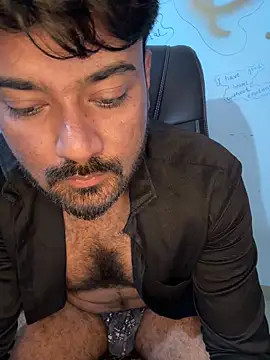 Snapshot of MeekBatgirl chatting on October 29, 5:39 am MeekBatgirl online show from October 29, 5:39 am