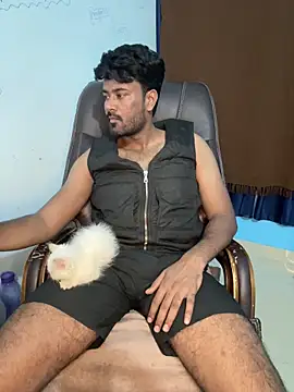 Snapshot of MeekBatgirl chatting on November 16, 5:28 pm MeekBatgirl online show from November 16, 5:28 pm