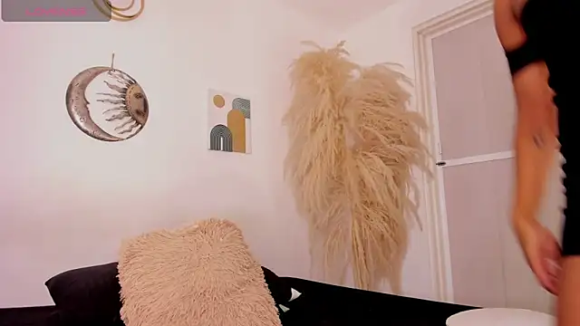 AnnPricess online show from February 11, 5:24 pm