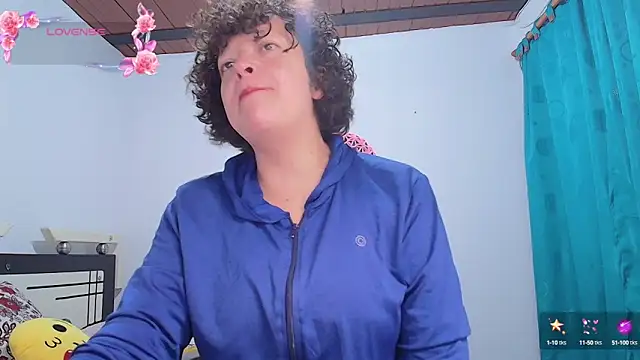 Snapshot of Miss_Oriana chatting on October 15, 3:53 pm Miss Oriana online show from October 15, 3:53 pm