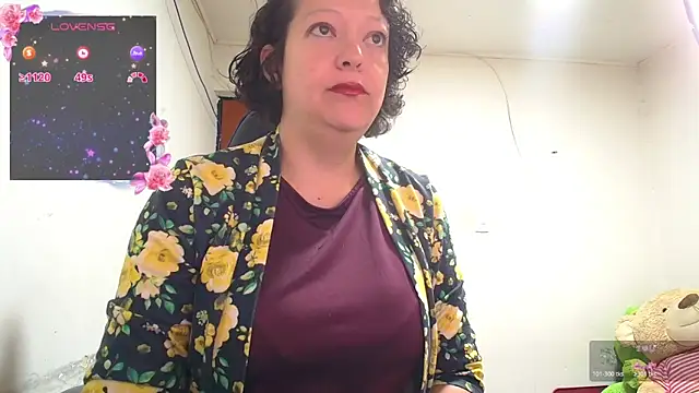 Snapshot of Miss_Oriana chatting on November 24, 8:03 am Miss Oriana online show from November 24, 8:03 am