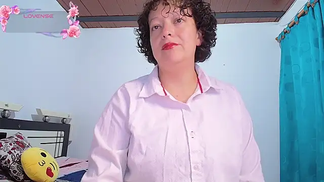 Snapshot of Miss_Oriana chatting on October 11, 4:41 pm Miss Oriana online show from October 11, 4:41 pm