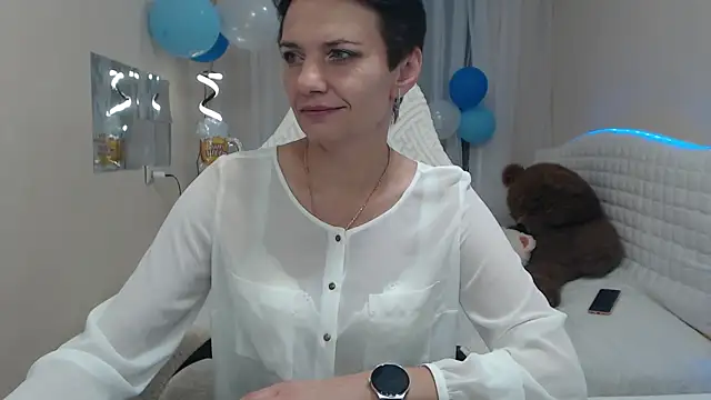 Snapshot of AvaSaturnian chatting on September 28, 12:12 pm AvaSaturnian online show from September 28, 12:12 pm