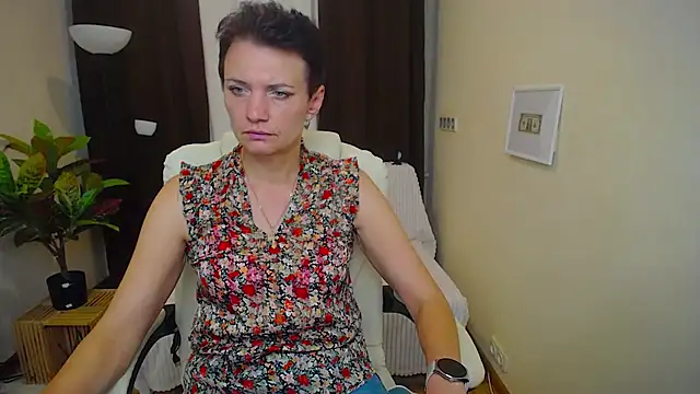 Snapshot of AvaSaturnian chatting on September 9, 12:03 pm AvaSaturnian online show from September 9, 12:03 pm