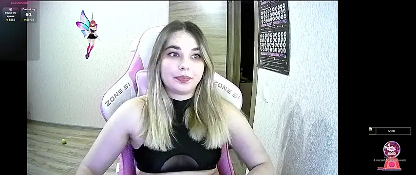 Snapshot of Kris_Moss chatting on October 24, 8:19 pm Kris Moss online show from October 24, 8:19 pm