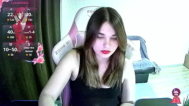 Snapshot of Kris_Moss chatting on November 13, 8:13 pm Kris Moss online show from November 13, 8:13 pm