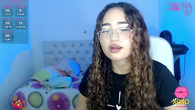 Snapshot of sasha_17_ chatting on September 18, 3:15 pm sasha 17 online show from September 18, 3:15 pm
