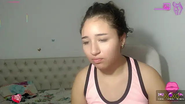 Snapshot of sasha_17_ chatting on October 8, 2:29 pm sasha 17 online show from October 8, 2:29 pm