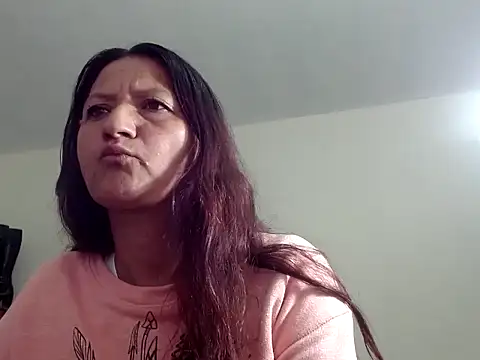 Snapshot of Lucy_Squirt69 chatting on October 15, 2:54 am Lucy Squirt69 online show from October 15, 2:54 am