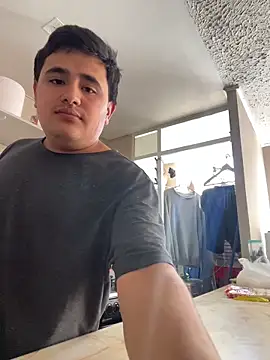 whitsblack online show from November 16, 7:18 pm