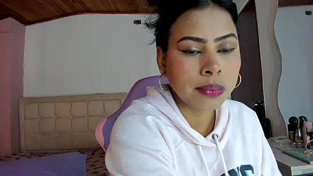 Michluxe 69 online show from July 28, 2:41 am