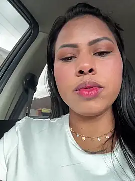 Michluxe 69 online show from March 20, 4:30 pm