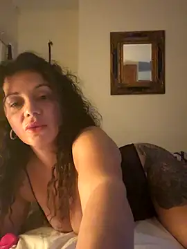 caramelandCurls online show from September 13, 9:48 pm