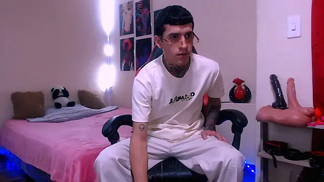 dilan abraham12 online show from March 16, 11:29 pm