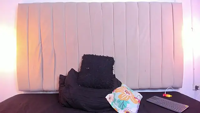 escar let online show from February 18, 5:05 am