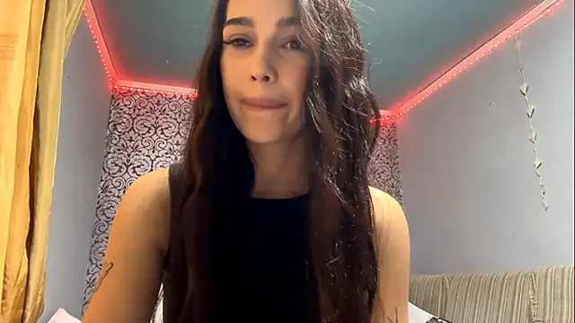 Snapshot of AuraJefcoat chatting on September 25, 6:03 pm AuraJefcoat online show from September 25, 6:03 pm