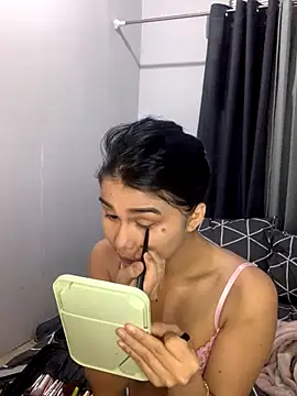 Snapshot of AngelHille chatting on October 26, 6:19 pm AngelHille online show from October 26, 6:19 pm