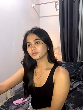 Snapshot of AngelHille chatting on November 16, 10:13 pm AngelHille online show from November 16, 10:13 pm