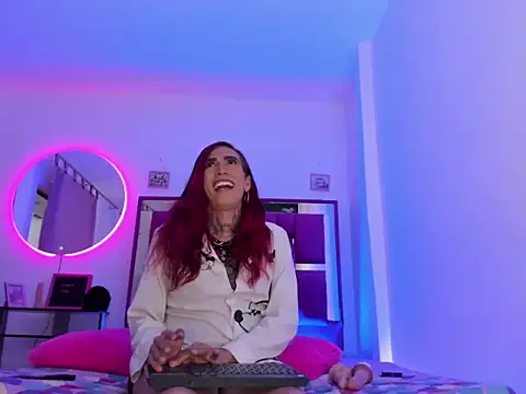 MissDiabla  online show from February 7, 2:58 pm