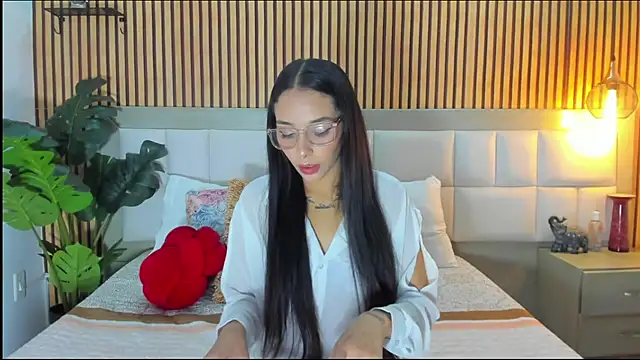 Roseaurora online show from February 21, 12:40 pm