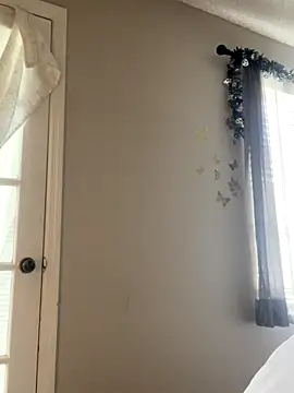 Snapshot of Prettygirl6070 chatting on October 13, 4:30 pm Prettygirl6070 online show from October 13, 4:30 pm