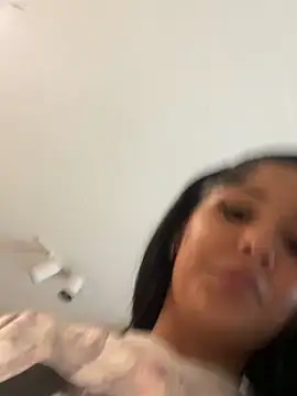 Snapshot of Prettygirl6070 chatting on April 10, 9:11 pm Prettygirl6070 online show from April 10, 9:11 pm