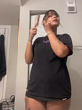 Snapshot of Prettygirl6070 chatting on September 18, 4:21 pm Prettygirl6070 online show from September 18, 4:21 pm