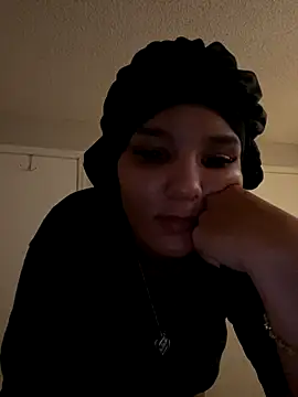 Snapshot of Prettygirl6070 chatting on September 16, 5:52 am Prettygirl6070 online show from September 16, 5:52 am