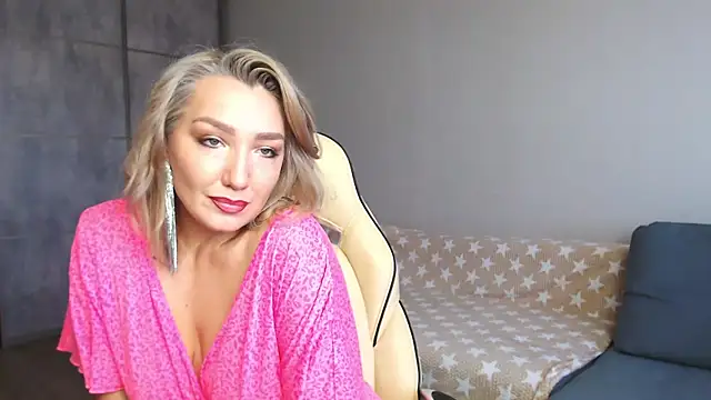 Snapshot of selenallen chatting on September 12, 1:55 pm selenallen online show from September 12, 1:55 pm