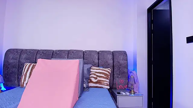 sweegirl69 online show from November 27, 11:54 am