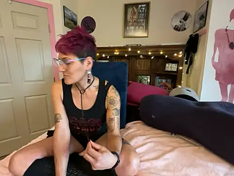 kinkycanner online show from February 7, 10:18 pm
