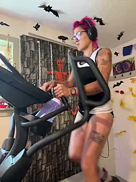 Snapshot of kinkycanner chatting on October 27, 6:53 pm kinkycanner online show from October 27, 6:53 pm